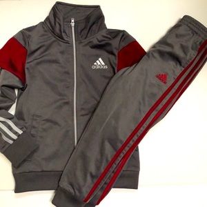 Adidas track suit size 5, good condition